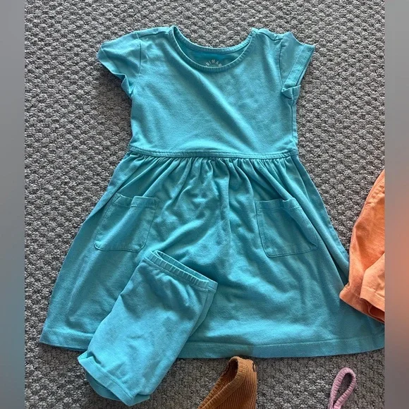 Toddler Girls Summer Bundle of Outfits, Tops, Shorts, and Swimsuit - Picture 2 of 5